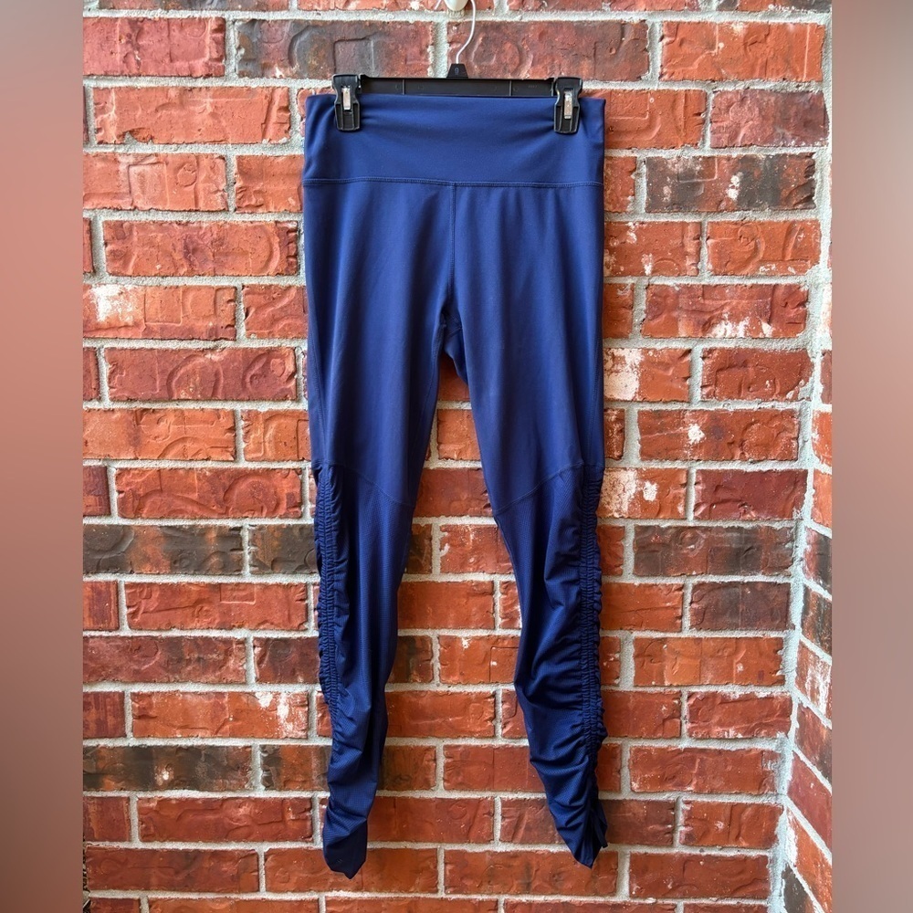 Fabletics Womens Large Blue Ruched Leggings